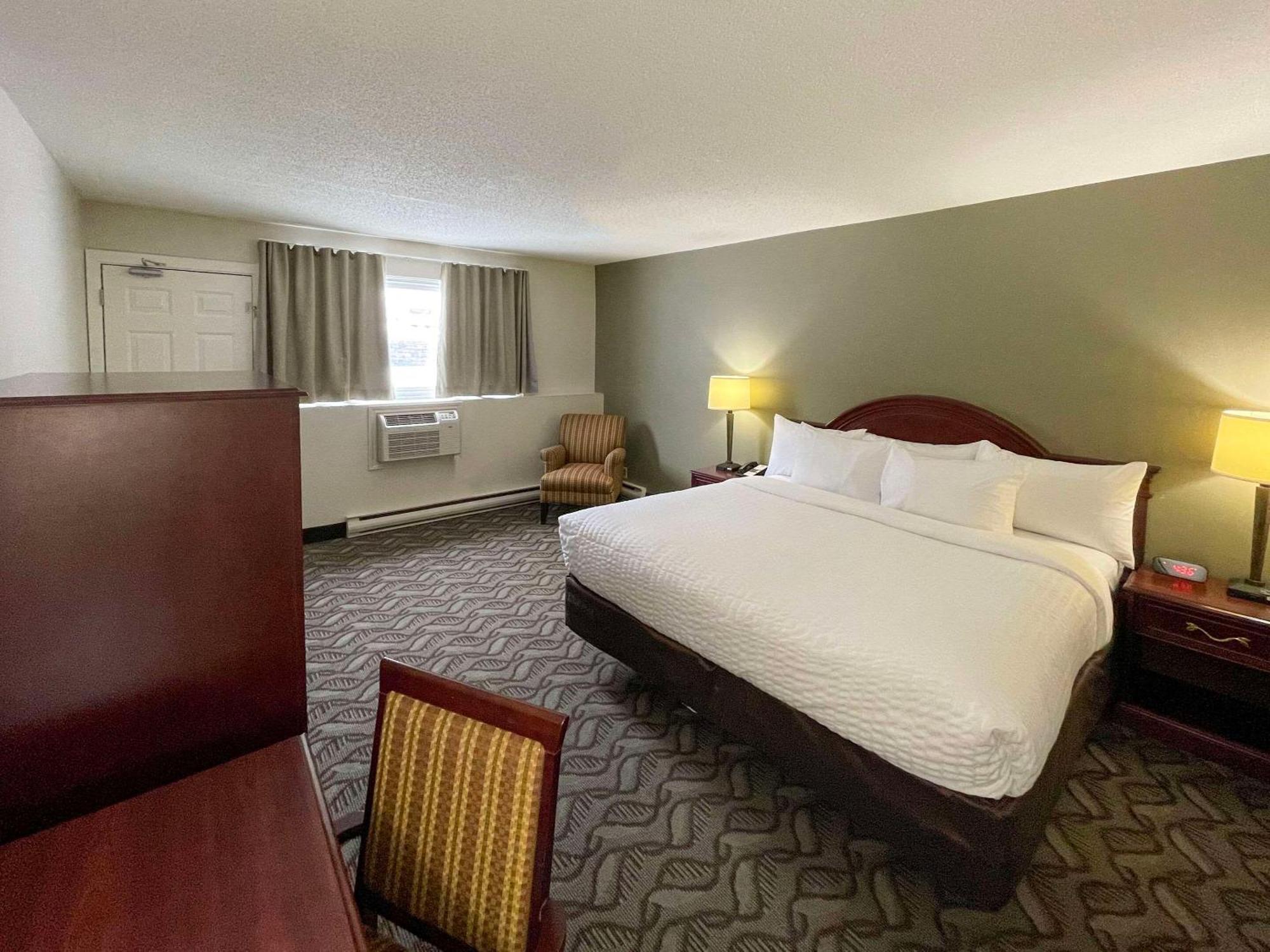 Rodeway Inn Sudbury Ngoại thất bức ảnh