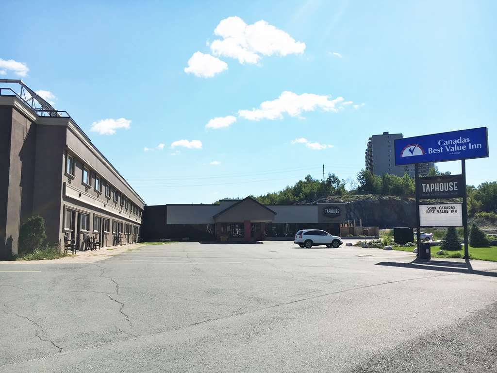 Rodeway Inn Sudbury Ngoại thất bức ảnh