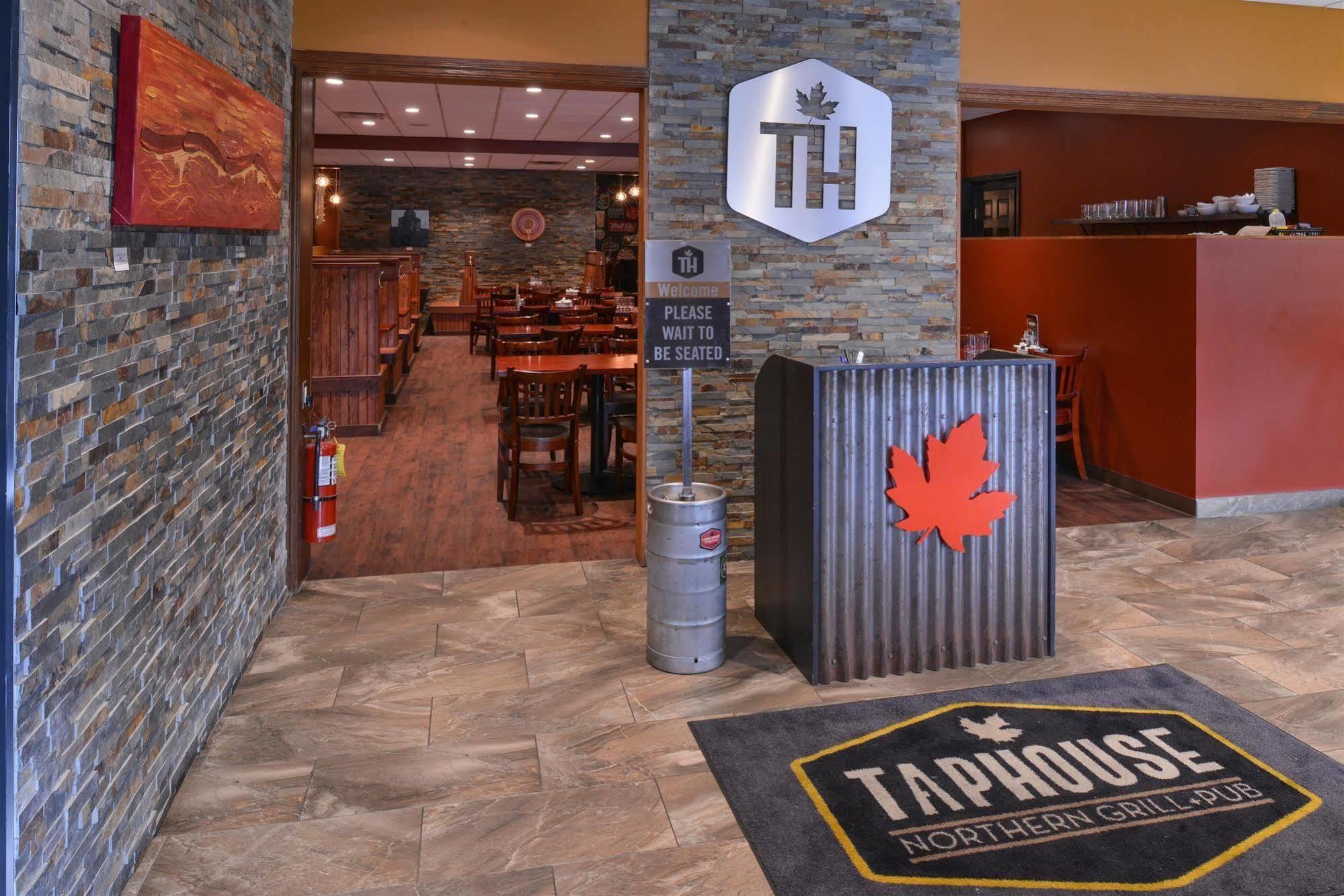 Rodeway Inn Sudbury Ngoại thất bức ảnh