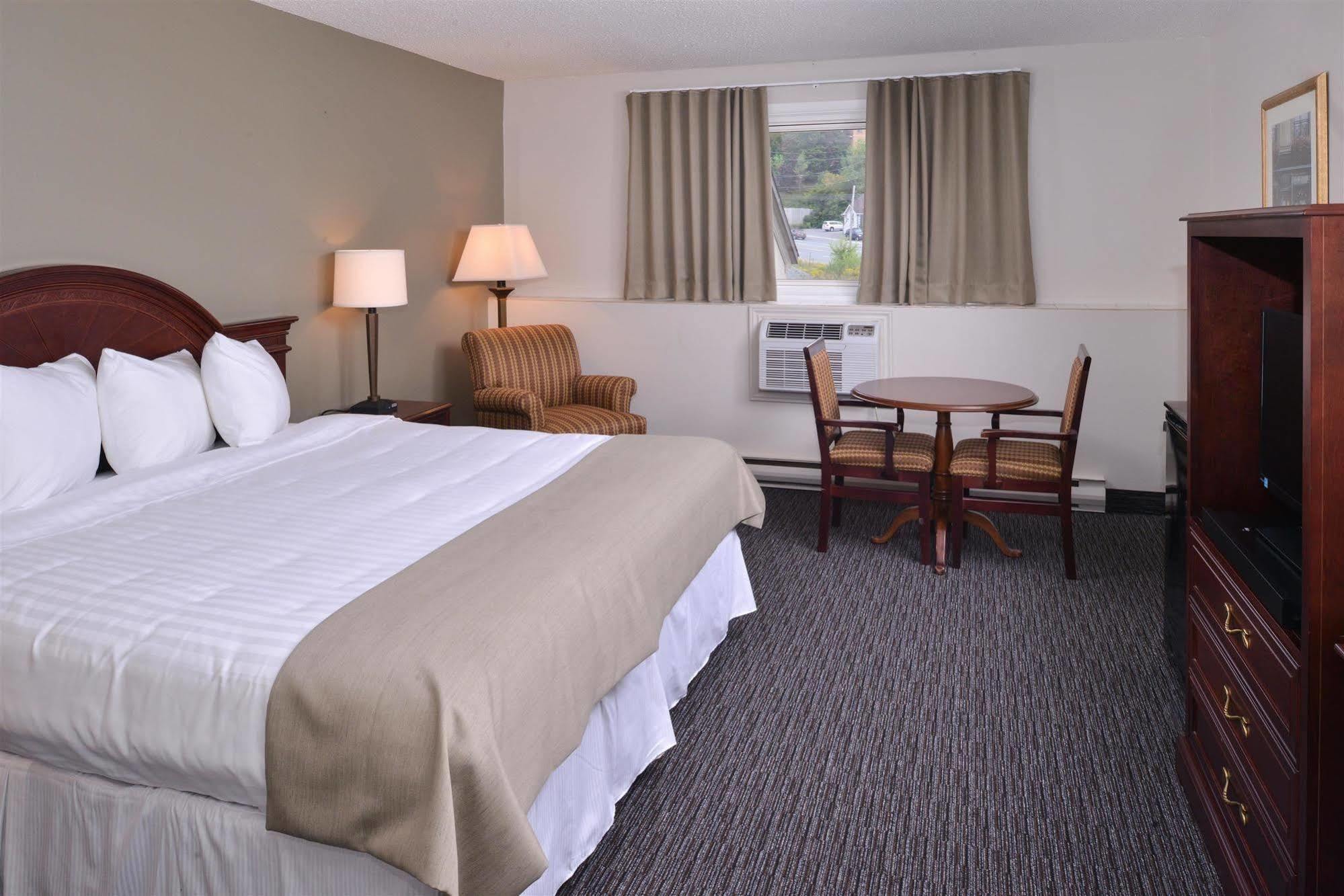 Rodeway Inn Sudbury Ngoại thất bức ảnh