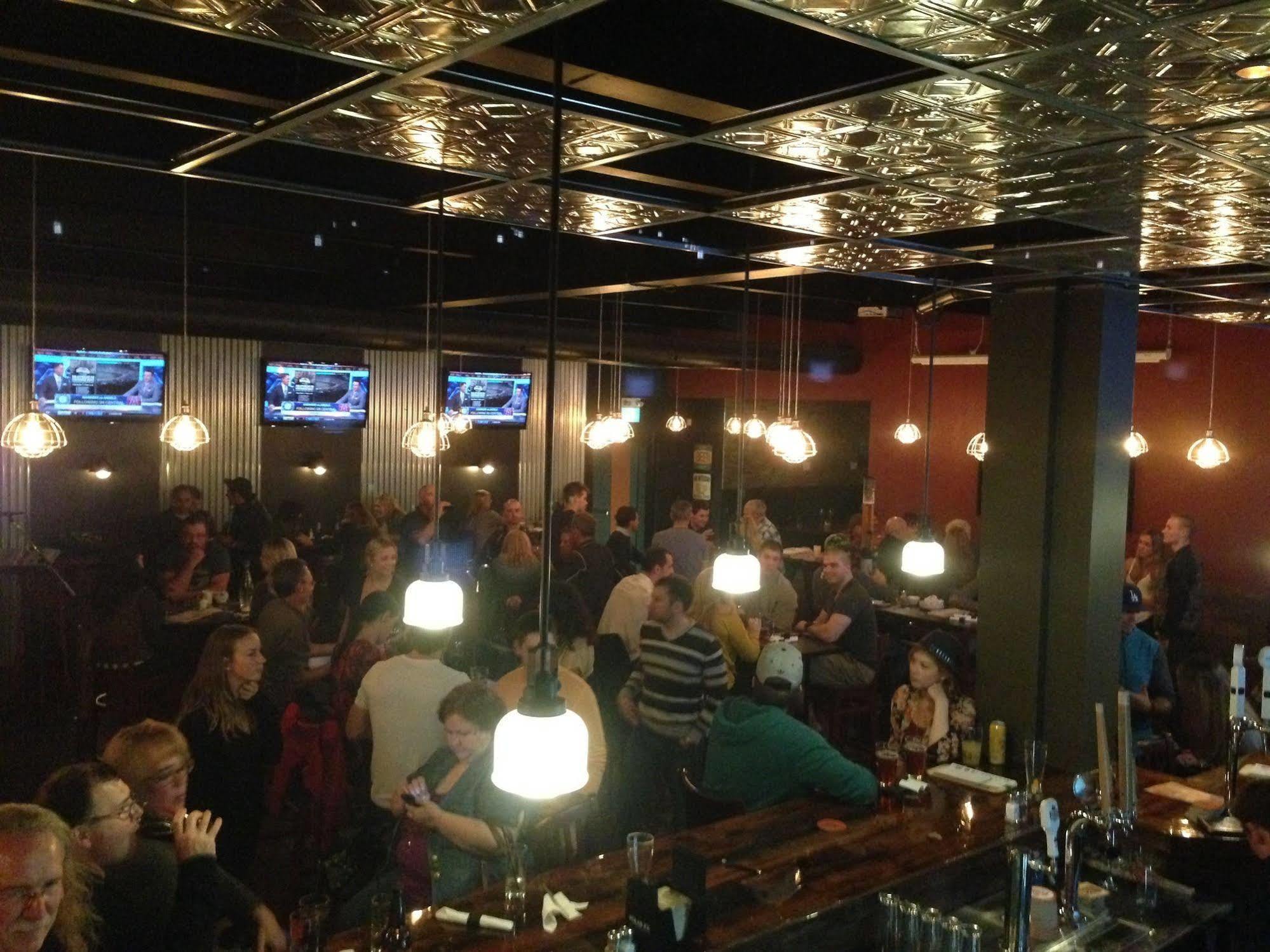Rodeway Inn Sudbury Ngoại thất bức ảnh
